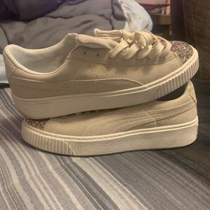 Beige & Glitter Suede Platform Sneakers | Puma
